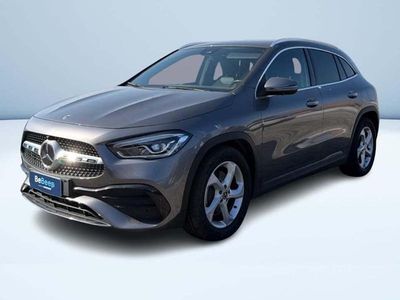 Usata Mercedes GLA200 Premium 150 CV (110 kW) 2022 Grigio SUV