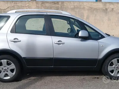Usata Fiat Sedici 120 CV (88 kW) 2009 SUV