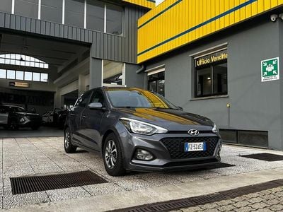 Gray Usata 2019 Hyundai i20 Berlina | 7950 € (Ottimo prezzo)