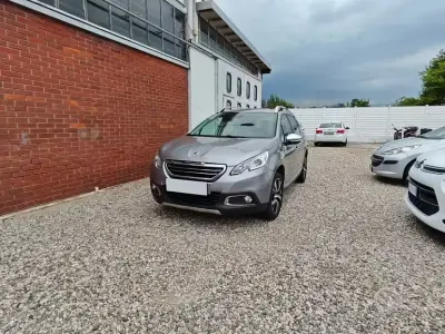 Usata Peugeot 2008 Allure 120 CV (88 kW) 2016 Grigio SUV