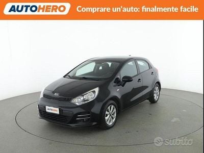 Usata Kia Rio Active 74 CV (54 kW) 2017 Nero Berlina
