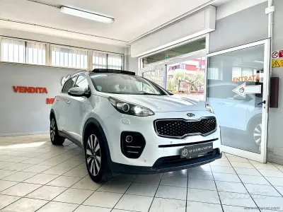 Usata Kia Sportage Style 115 CV (84 kW) 2016 Bianco SUV