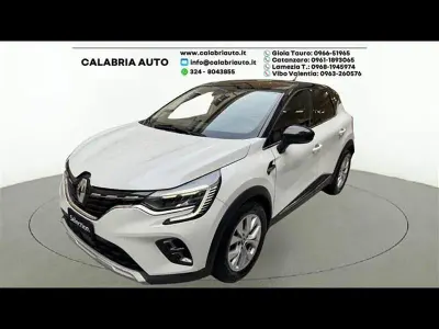 Usata Renault Captur Intens 145 CV (106 kW) 2022 Bianco SUV