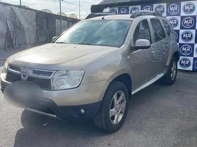 usata Dacia Duster 1.5 dci diesel 110cv Laureate 4x2 2011 USATO