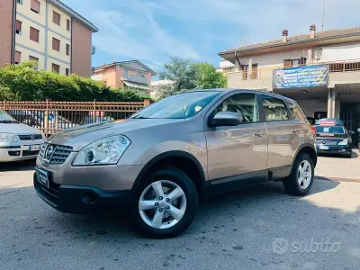 Usata Nissan Qashqai Acenta 106 CV (77 kW) 2008 Beige SUV