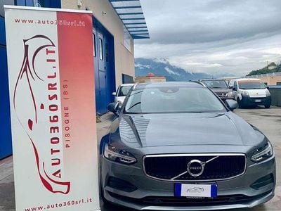 Usata Volvo V90 Momentum 190 CV (139 kW) 2016 Antracite metallizzato Station wagon