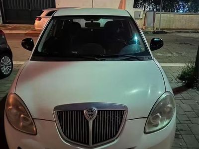 Usata Lancia Ypsilon 2011 Utilitaria