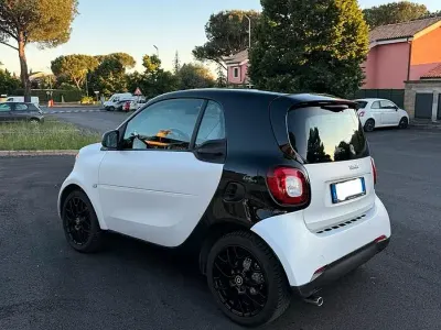 Usata Smart ForTwo Coupé 71 CV (52 kW) 2016 Bianco Coupé