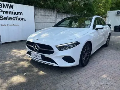 Usata Mercedes A180 Advanced 116 CV (85 kW) 2023 Bianco Berlina