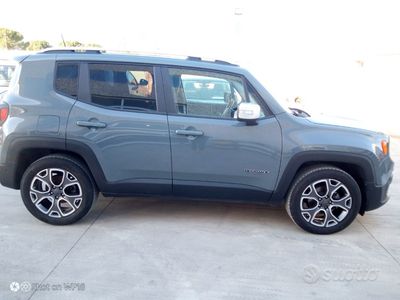 Usata Jeep Renegade 190 CV (139 kW) 2018 Grigio SUV