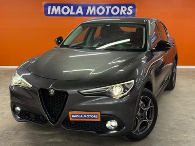 Usata Alfa Romeo Stelvio Executive 180 CV (132 kW) 2017 Grigio SUV
