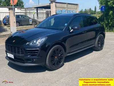 Usata Porsche Macan 250 CV (183 kW) 2018 Rosso SUV