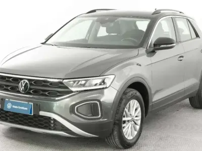 Usata VW T-Roc Life 150 CV (110 kW) 2022 Grigio SUV