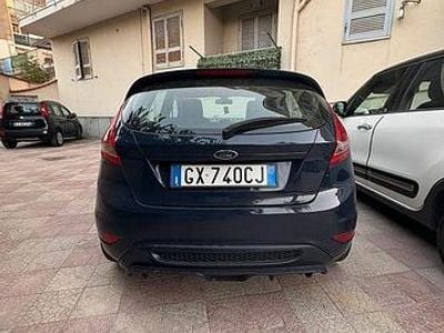 Usata Ford Fiesta Titanium 68 CV (50 kW) 2010 Nero Utilitaria