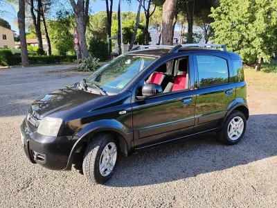 Usata Fiat Panda Cross 60 CV (44 kW) 2010 Nero Utilitaria