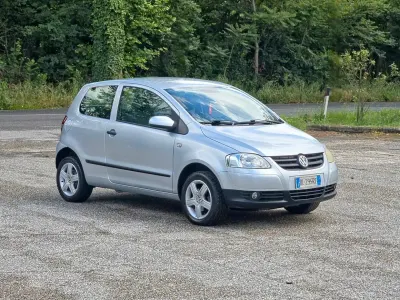 Usata VW Fox Sportline 69 CV (50 kW) 2007 Grigio Utilitaria
