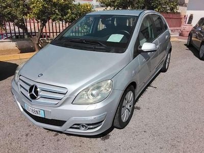 Usata Mercedes B200 Executive 140 CV (102 kW) 2010 Grigio Monovolume