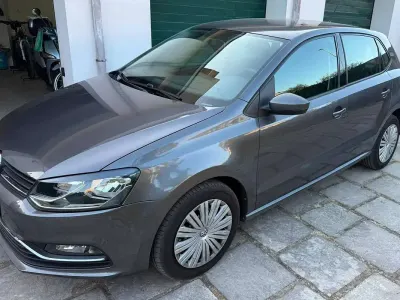 Usata VW Polo Comfortline 90 CV (66 kW) 2015 Grigio Berlina