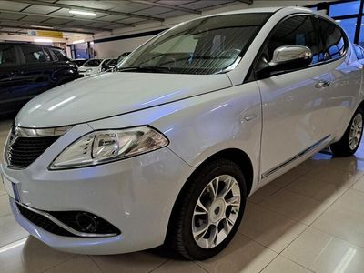 usata Lancia Ypsilon 1.2 69 CV 5 porte GPL Ecochic Platinum