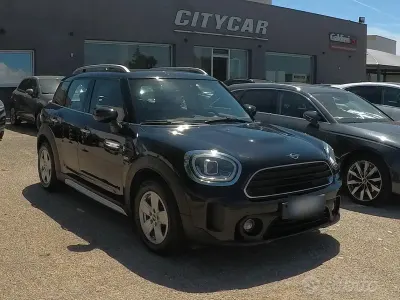 Usata Mini Cooper D Countryman Business 150 CV (110 kW) 2021 Nero SUV