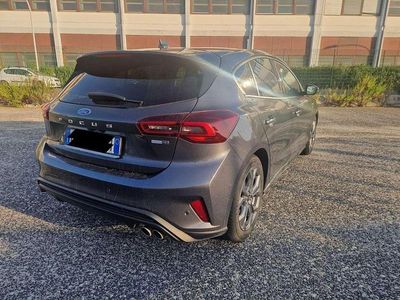 Grigio Usata 2022 Ford Focus ST-Line Berlina | 18.500 € (Cara)