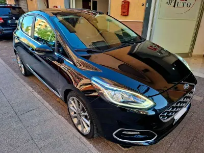 Usata Ford Fiesta Vignale 86 CV (63 kW) 2018 Nero Utilitaria