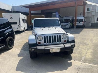 Usata Jeep Wrangler Sahara 177 CV (130 kW) 2010 Grigio SUV