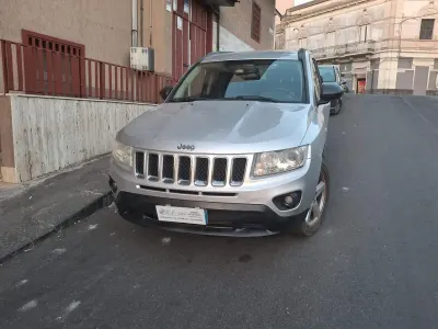 Usata Jeep Compass Limited 163 CV (119 kW) 2012 Argento SUV