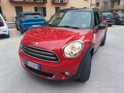 Usata Mini Cooper S Countryman 111 CV (81 kW) 2016 Rosso SUV