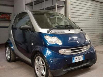 Usata 2003 Smart ForTwo Coupé Utilitaria | 2500 €