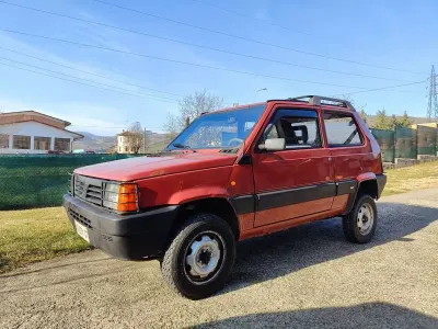 Usata Fiat Panda 4x4 54 CV (39 kW) 1997 Rosso Utilitaria