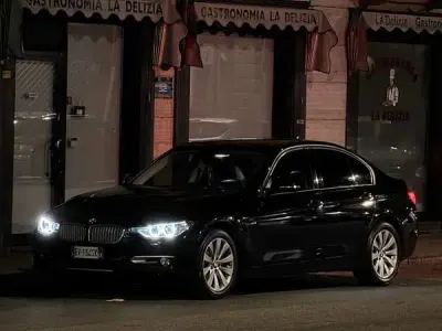 Usata BMW 320 Gran Turismo 184 CV (135 kW) 2015 Coupé