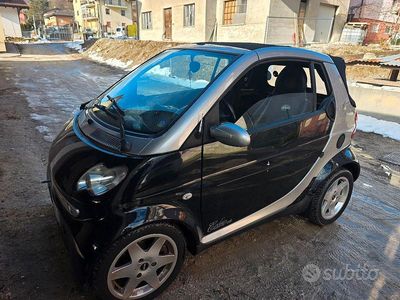 Nero Usata 2003 Smart ForTwo Cabrio Cabrio | 1250 €