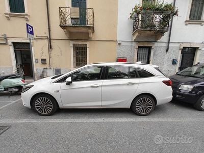 Usata Opel Astra 110 CV (80 kW) 2017 Bianco Station wagon