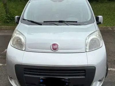 Usata Fiat Qubo Dynamic 75 CV (55 kW) 2014 Argento Monovolume