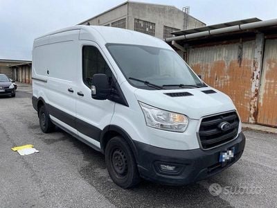 Usata Ford Transit Trend 131 CV (96 kW) 2021 Bianco pastello Berlina
