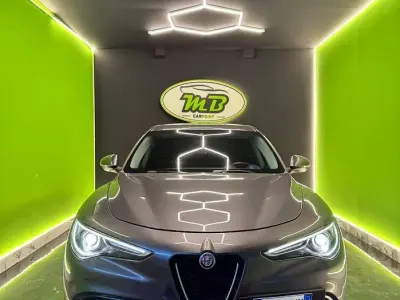 Usata Alfa Romeo Stelvio Executive 179 CV (131 kW) 2019 Grigio SUV