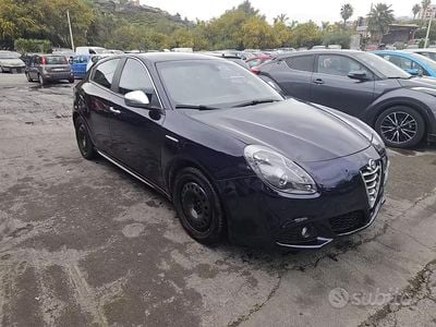 Usata Alfa Romeo Giulietta Progression 105 CV (77 kW) 2012 Blu Utilitaria