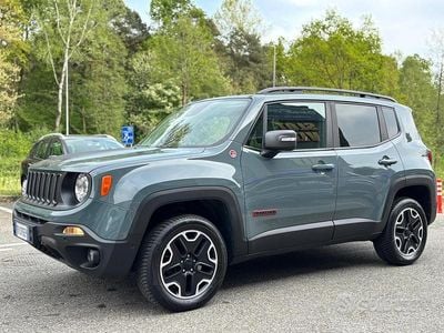 Usata Jeep Renegade Trailhawk 170 CV (125 kW) 2017 Grigio SUV