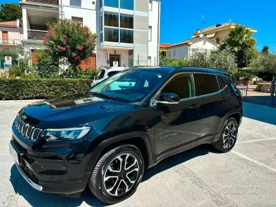 Usata Jeep Compass Limited 131 CV (96 kW) 2021 Nero SUV