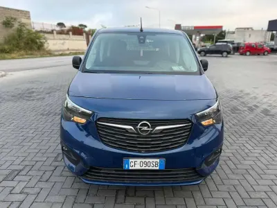 Occasion Opel Combo Life 102 PK (75 kW) 2021 Blauw Van