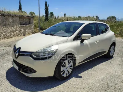 Usata Renault Clio IV Zen 73 CV (53 kW) 2016 Bianco Berlina