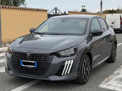 Usata Peugeot 208 GT-line 136 CV (100 kW) 2025 Gray Utilitaria