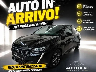 Usata Peugeot 208 Active 75 CV (55 kW) 2023 Verde Utilitaria