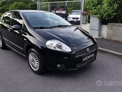 Usata Fiat Grande Punto Dynamic 75 CV (55 kW) 2009 Nero Utilitaria
