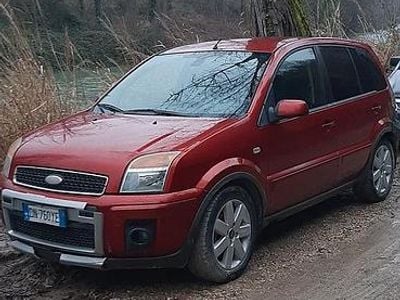 Usata Ford Fusion 2008 Rosso Utilitaria