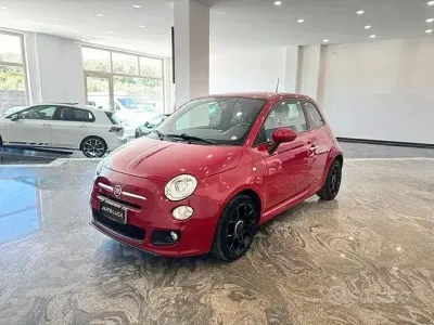 Begagnad Fiat 500 Sport 95 HK (69 kW) 2015 Röd Halvkombi