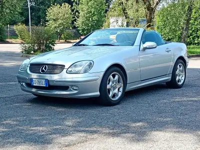 Usata Mercedes SLK200 163 CV (119 kW) 2000 Grigio Cabrio