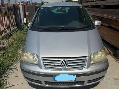 Usata VW Sharan 140 CV (102 kW) 2007 Argento Monovolume