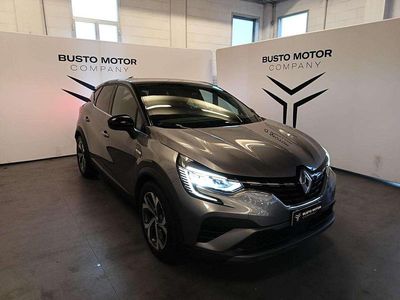 Usata Renault Captur Techno 160 CV (117 kW) 2022 Grigio scuro / metallizzato SUV